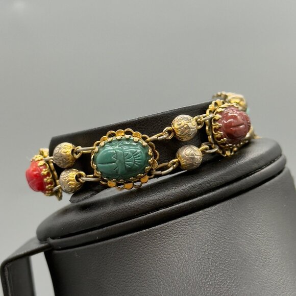 Vintage FREIRICH Gold Tone Filigree Scarab Bracelet Glass Stones w/ Safety Chain - Picture 2 of 16